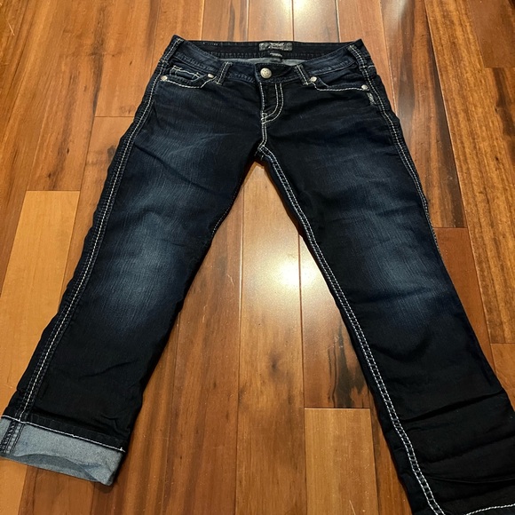 Silver Jeans Denim - Women’s Silver Frances Capris size W29.